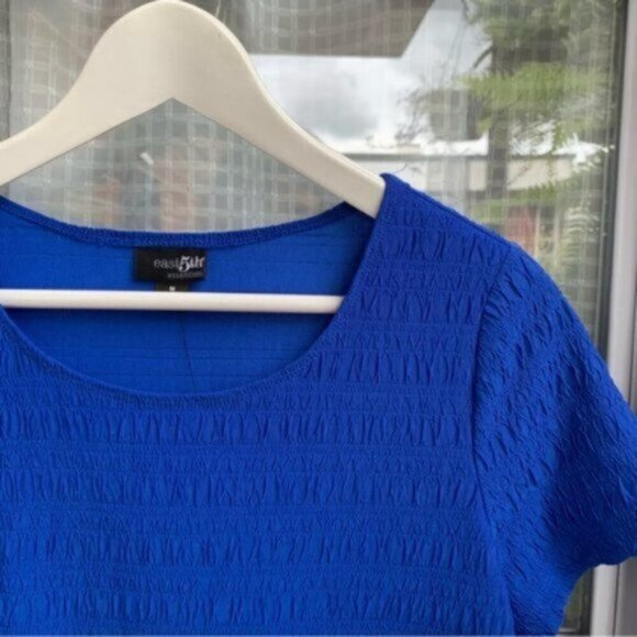 NWT Dead Stock Vintage Cobalt Blue Textured Short Sleeve T-Shirt Women's Medium - Picture 3 of 6